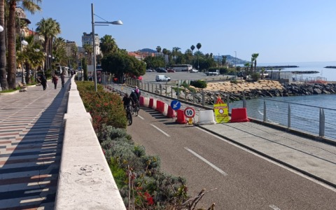 Nibali e Pozzato al taglio del nastro della Walk of fame “Milano-Sanremo” sulla pista ciclabile giovedì 19 marzo