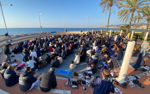 Imperia, 500 fedeli alla Rabina per la fine del Ramadan: festa, integrazione e dialogo con il Comune