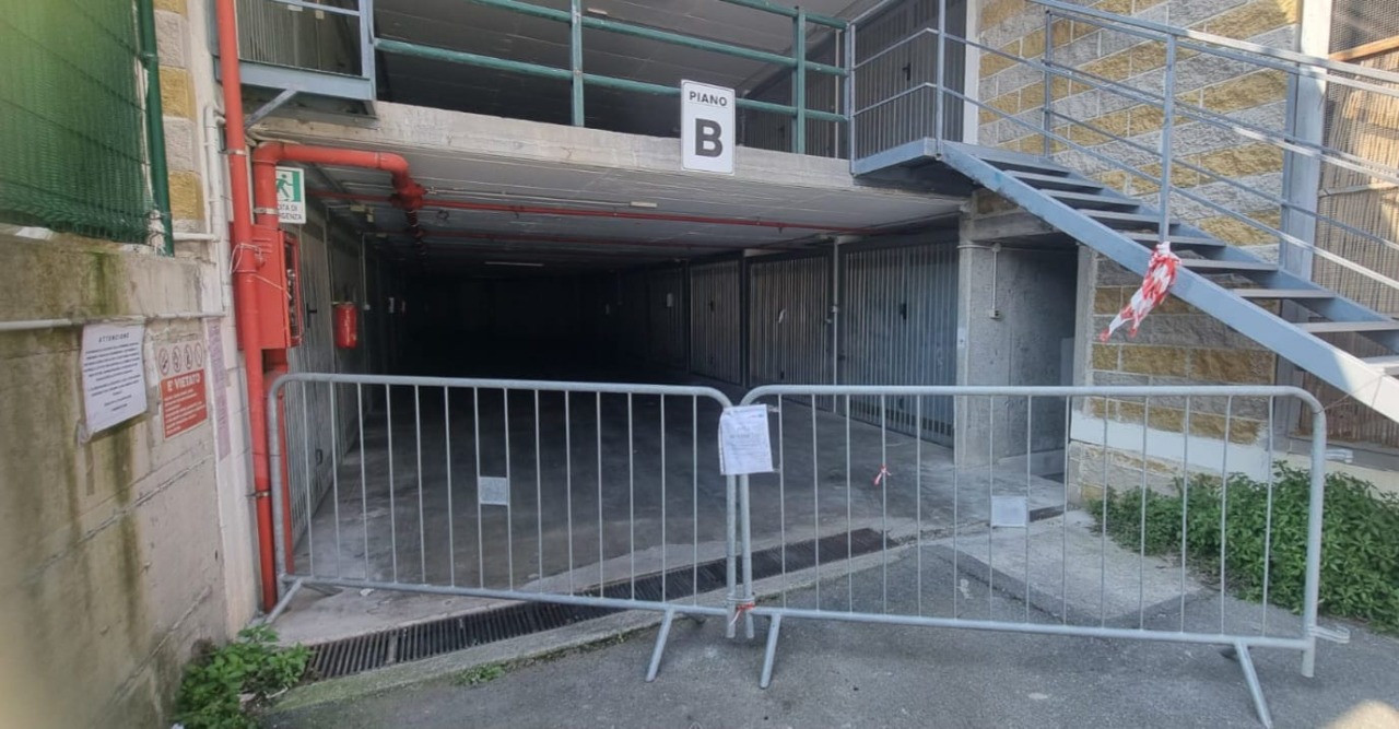 Chiuso il parcheggio Autoborgo. Problemi nell’impianto antincendio