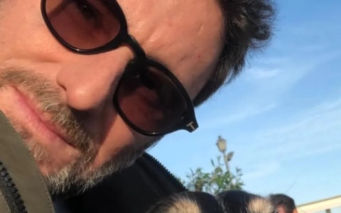 Morto a 50 anni nello schianto tra la sua moto e un furgone. Vittima il barista alassino Roberto Zanon