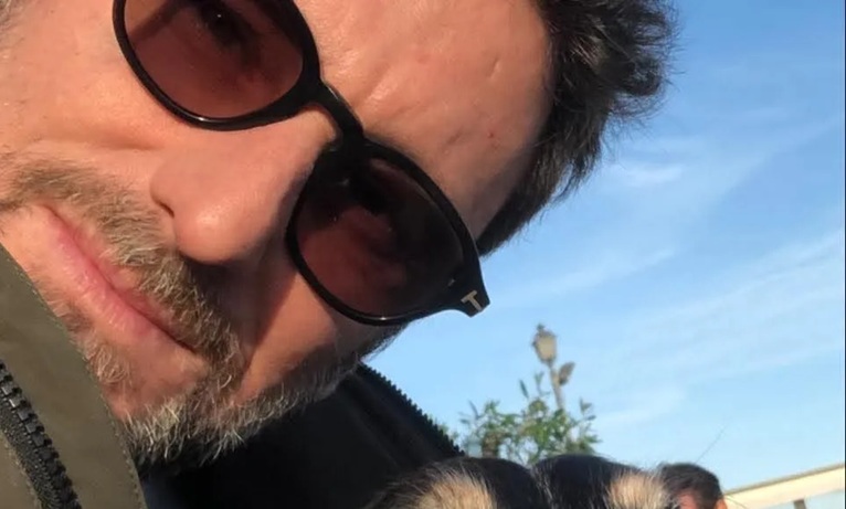 Morto a 50 anni nello schianto tra la sua moto e un furgone. Vittima il barista alassino Roberto Zanon