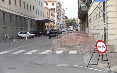Partiti tra le polemiche  i lavori per la ciclabile in Via Schiva