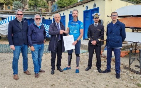 Tutela del mare e riduzione plastica: Palazzo Bellevue incontra la Lega Navale
