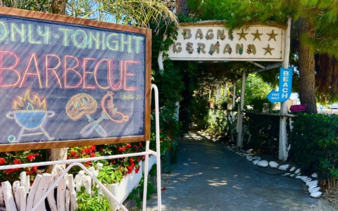 Lo sfogo (e le lacrime) di Raffaello Bastiani dei Bagni Germana di Arma: “Potrebbe essere la nostra ultima stagione con voi”