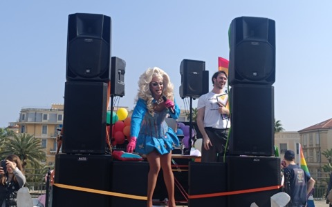 Sanremo Pride: «Non esiste una gerarchia del dolore. Palestina libera»