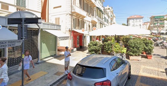 Scatta domani la pedonalizzazione di Piazza Colombo