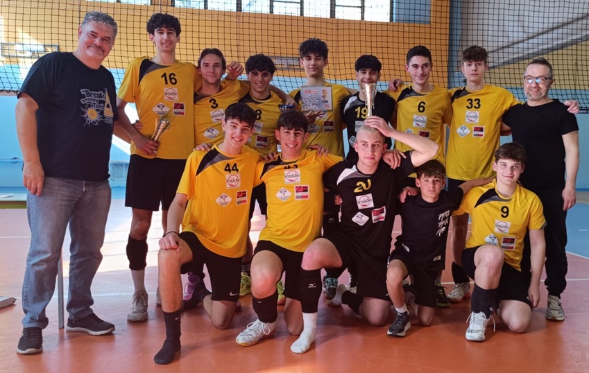 Ragazzi del Riviera Volley secondi al torneo Pasqua Sottorete
