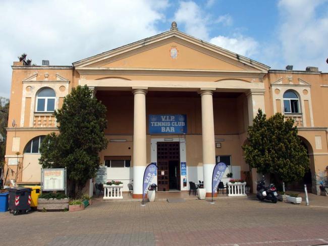 Palazzo Muzio la nuova casa della banda di Diano