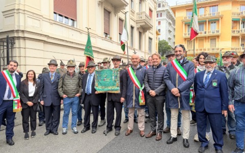 Gli Alpini di Imperia all’adunata di Genova