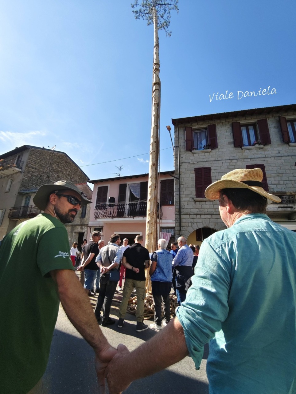 Ieri l’emozionante Festa di Ra Barca a Bajardo, rievocazione storica dai tempi delle Repubbliche Marinare