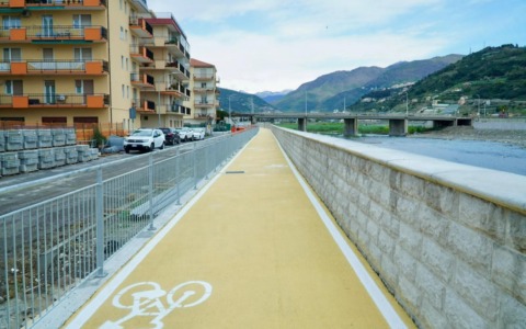 Al via posa del nuovo ponte sull’Argentina. Da lunedì bypass ciclabile chiuso