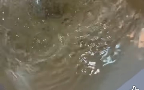 Acqua marrone a Taggia. L’avviso del comune