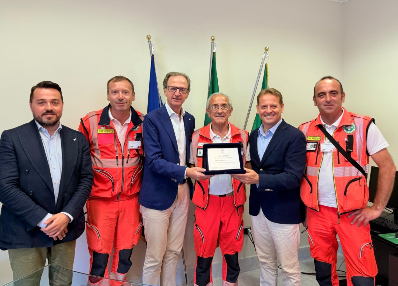 La Regione premia Dino Fontana storico volontario della Croce Bianca di Imperia
