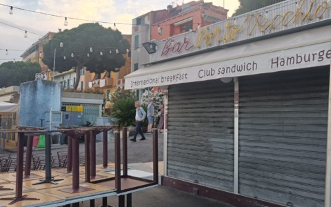 Bar Porto Vecchio chiuso dall’Asl dopo i controlli. Corsa contro il tempo per riaprire