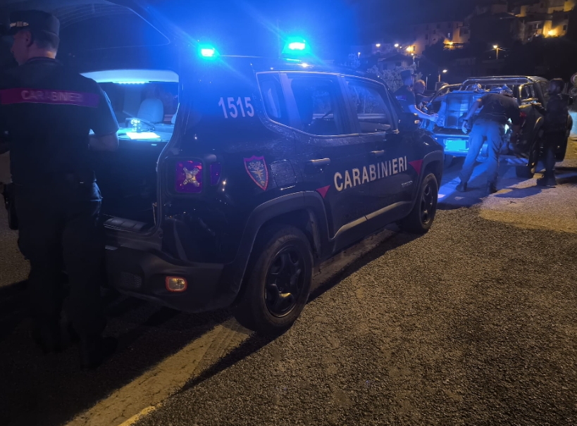 Carabinieri arrestano 32enne aspirante piromane