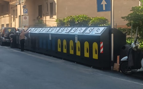 Installate le ecoisole anche in centro a Sanremo