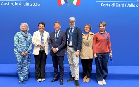 Cooperazione frontaliera trasporti: “Bigliettazione unica e personale bilingue”