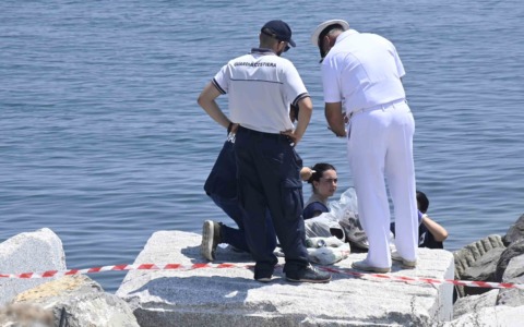 Disposta l’autopsia sui corpi dei giovani morti in mare
