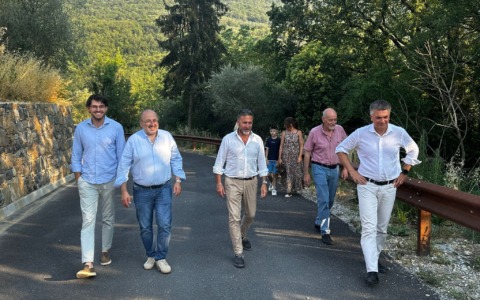 Il viceministro  Edoardo Rixi e l’assessore regionale  Alessandro Piana visitano la casa di riposo di Borgomaro