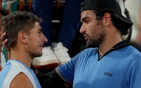 Matteo Arnaldi a caccia della finale di Parigi. E di un montepremi da favola. Ha già guadagnato 750mila euro