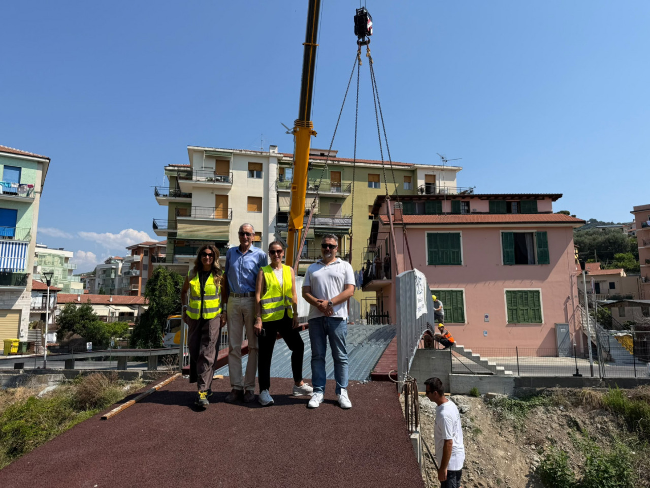 Imperia nuova passarella di collegamento per il quartiere di Castelvecchio