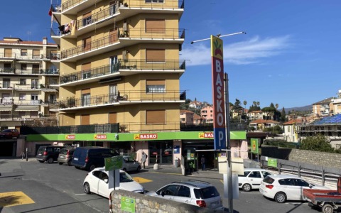 Carabinieri nei supermercati  di Imperia e Diano Marina per aiutare i cittadini a riconoscere e prevenire le truffe
