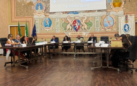 Consiglio comunale di Diano Marina:  scontro in aula