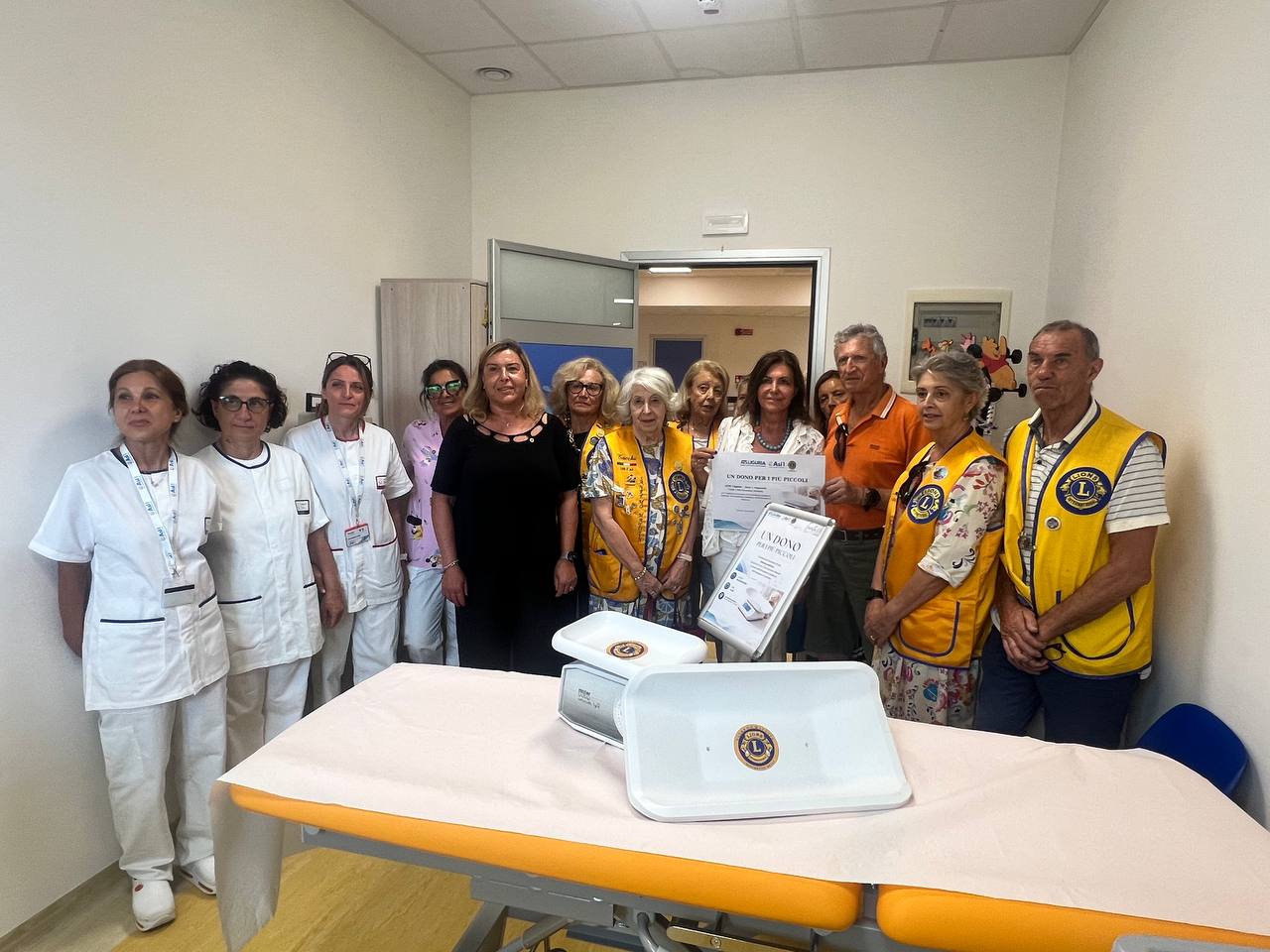 Una bilancia pediatrica per il Palasalute  dal Lions Club Sanremo Matutia