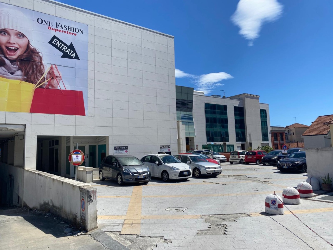 Sopralluogo all’ex Isnardi. Lunedì area blindata e bonifica