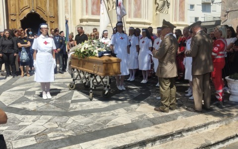 Da Sanremo a Vado: in tanti per l’ultimo saluto a Lisa Di Federico