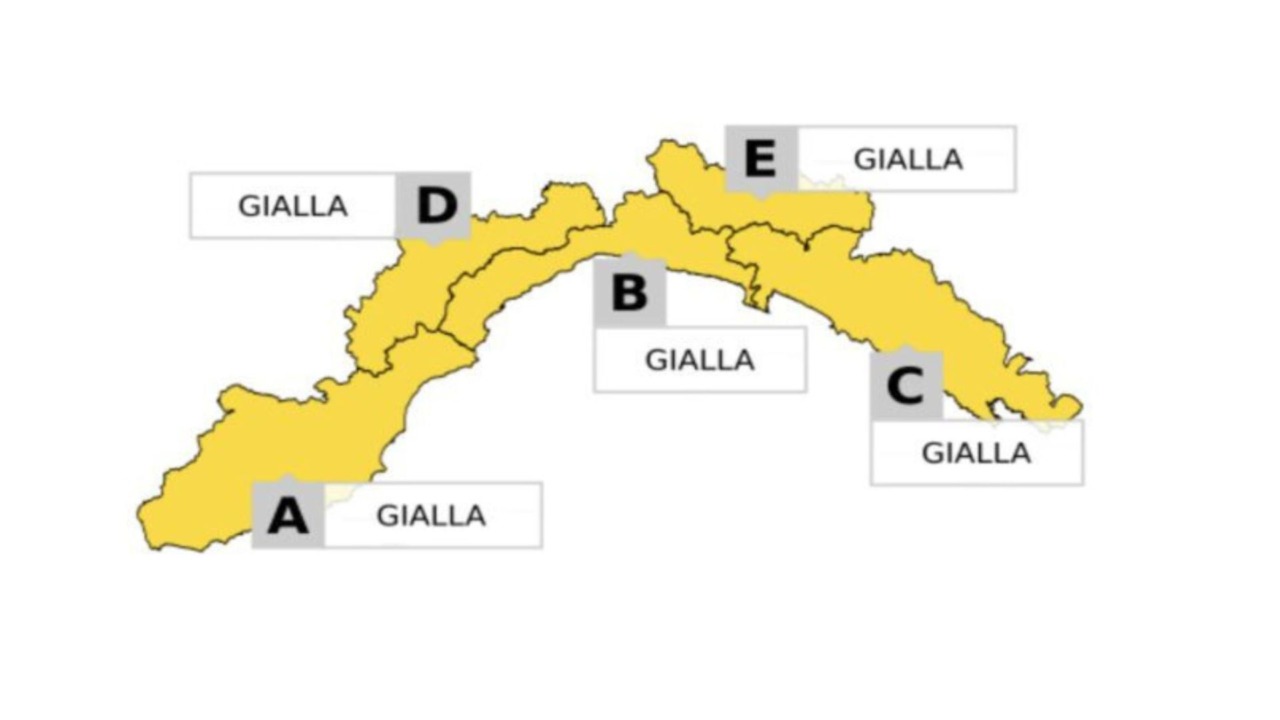 Allerta gialla per forti temporali domani