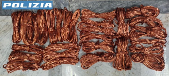 Polizia sequestra 280 chili di rame rubato dall’ex Parco Roja
