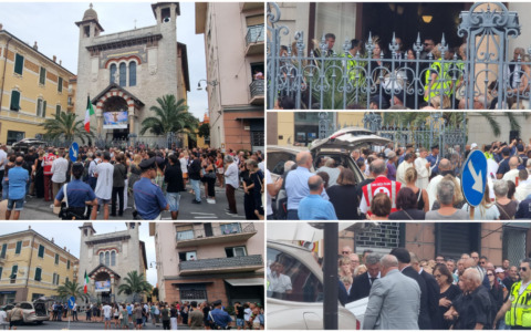 In centinaia in un silenzio straziante per dire addio alla piccola Beatrice. «Bea, hai avuto paura?»
