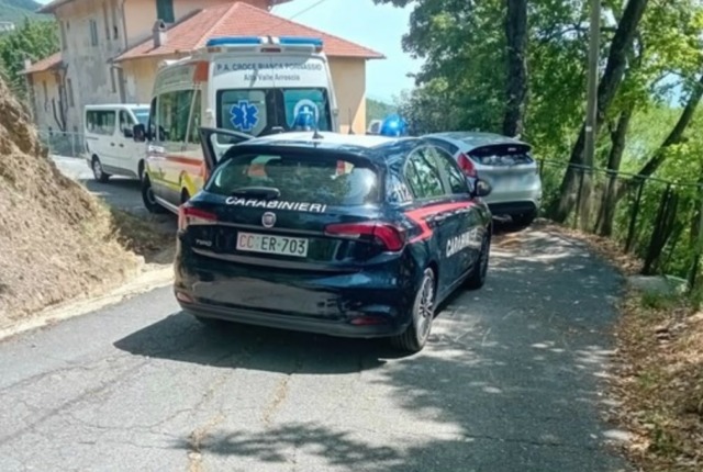 Coltellate tra due stranieri ospiti del centro di accoglienza di Col di Nava