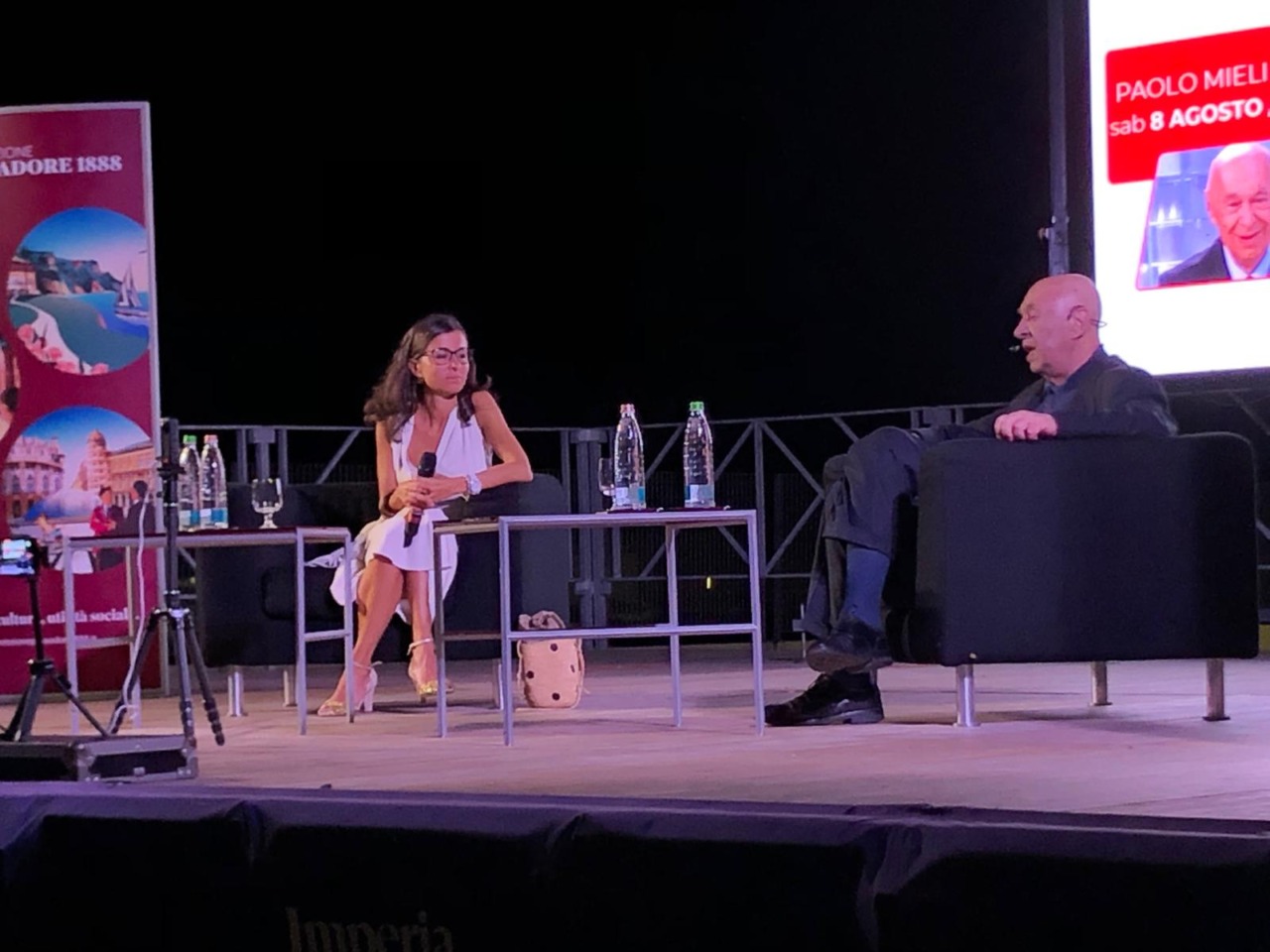 “Incontri a Imperia”, banchina Aicardi gremita per l’atteso appuntamento con Paolo Mieli