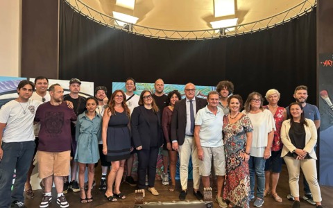 Oltre 1000 euro dall’asta di 10 delle 12 opere della mostra Writers a Bordighera