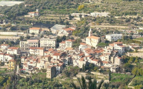 Futuro di Borghetto San Nicolò, amministrazione incontra i cittadini