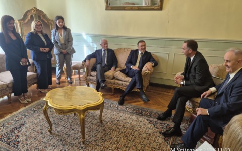 I due Prefetti a Imperia. Antonio Giaccari accoglie il collega Jean-Marie Girier: firmato protocollo