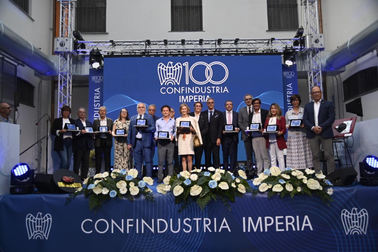 Premiate 13 aziende centenarie della provincia di Imperia