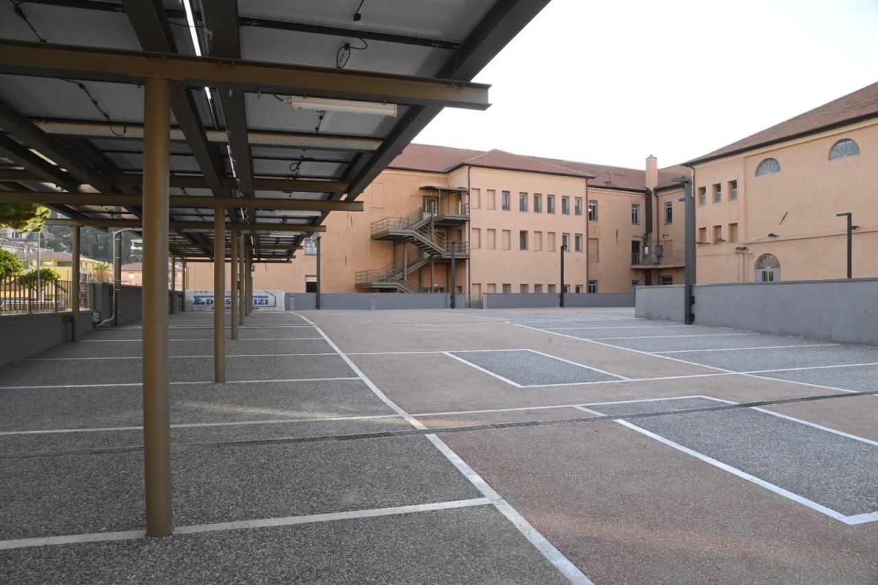Inaugurato il nuovo parcheggio in piazza Calvi