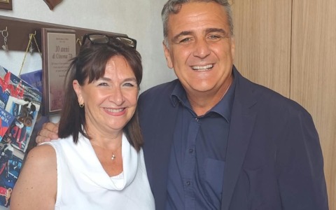 La funzionaria Paola Bellacicco va in pensione: i ringraziamenti dell’Amministrazione Scola dopo 40 anni di servizio