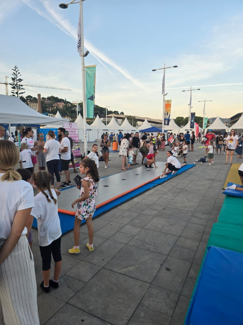 Oltre 350 bambini per “Sport a Vele spiegate”: la banchina una palestra a cielo aperto