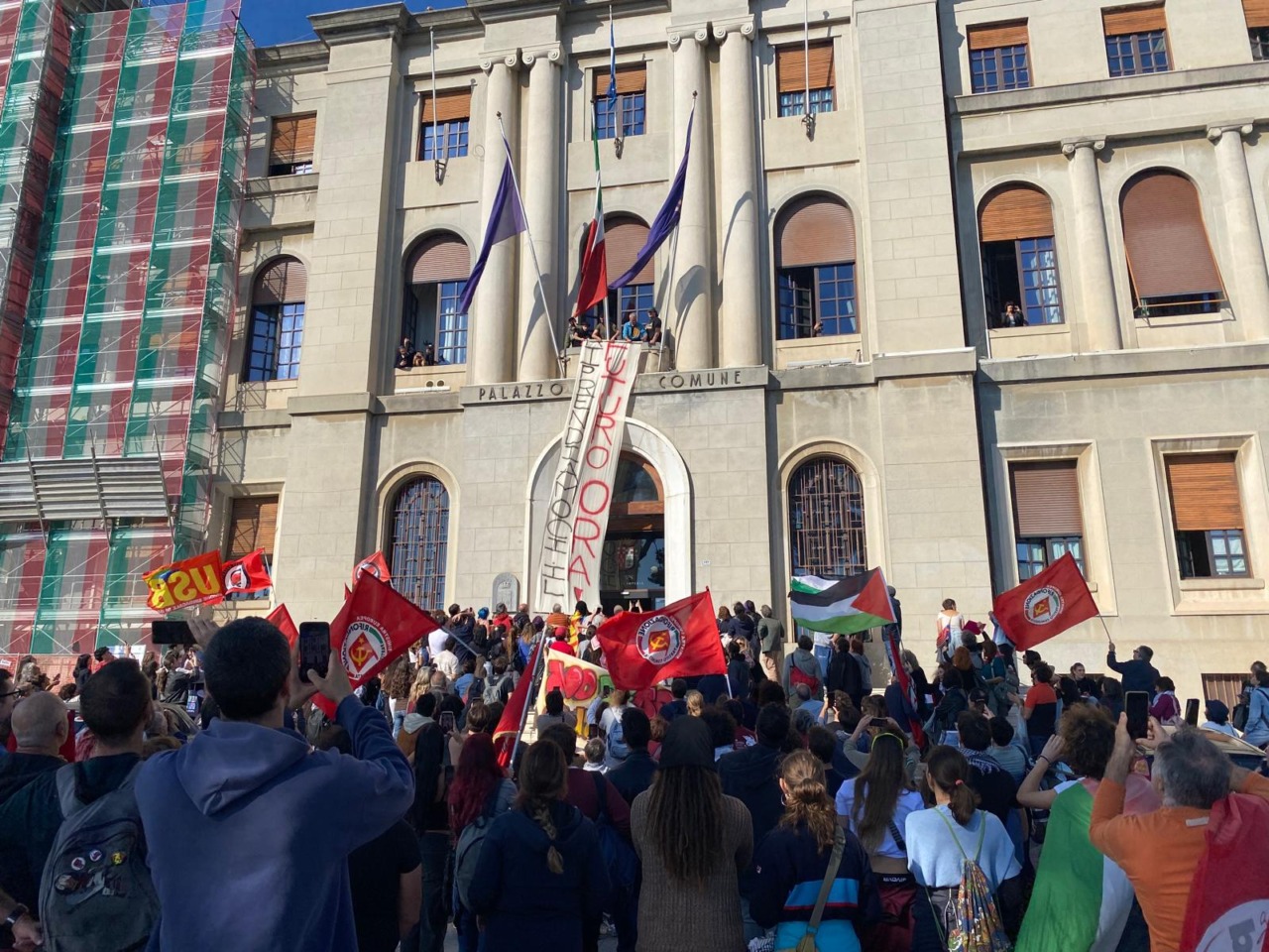 «Mattinata di condivisione e ascolto? Gli gridavamo vattene»