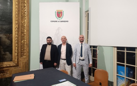 Torna DeVinum: 120 etichette in mostra a Villa Ormond