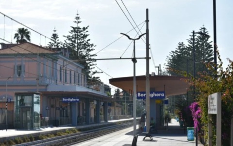 Spostare la ferrovia e valorizzare gli immobili RFI: sindaca Baldassarre in missione a Roma