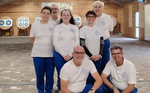 Tiro con l’arco, la Compagnia San Bartolomeo conquista tre podi di squadra
