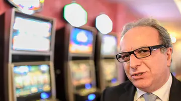 Riciclaggio: ai domiciliari l’ex dirigente del Casinò Salvatore Caronia