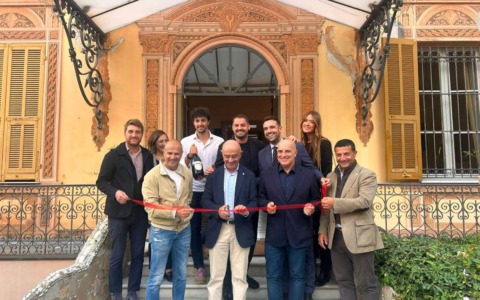 Vini in Villa, oltre 1.500 persone a Villa Nobel per la prima giornata di degustazioni. Il programma di oggi